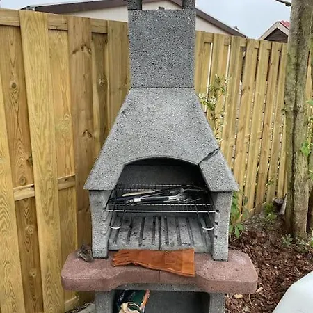 Familiewoning Met Jacuzzi Nabij Bij Strand, 10 Pers