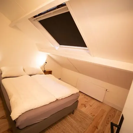 Σπίτι διακοπών Familiewoning Met Jacuzzi Nabij Bij Strand, 10 Pers