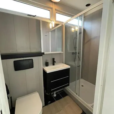 Casa vacanze Familiewoning Met Jacuzzi Nabij Bij Strand, 10 Pers Julianadorp